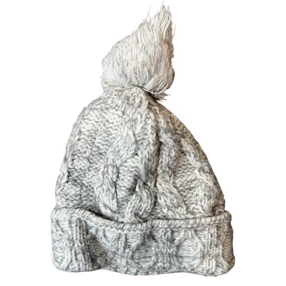 K-Way Cable Knit Pom Beanie Women’s OS Gray Faux Fur Cuff - Picture 3 of 3